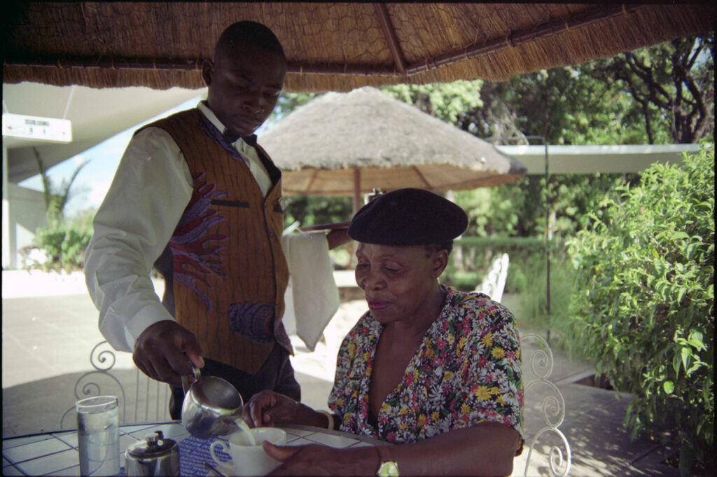 Dorothy Maskuku, Livingstone, Zimbabwe, 1996 / Rina Sherman